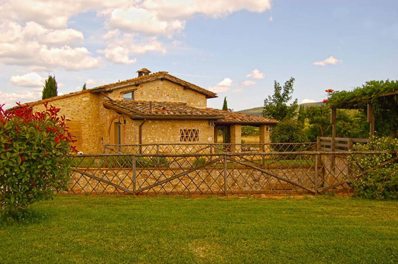 Monteriggioni Suite Екстер'єр фото